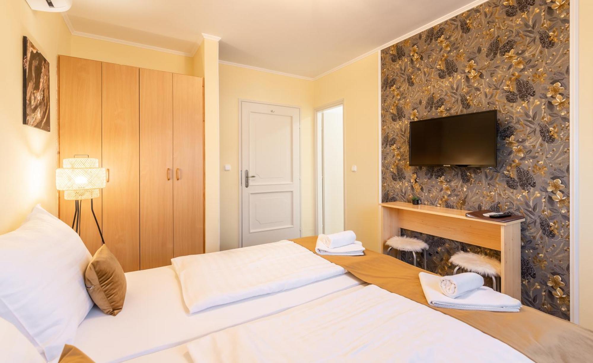 Bed and Breakfast Regia Panzio Halászi Exterior foto